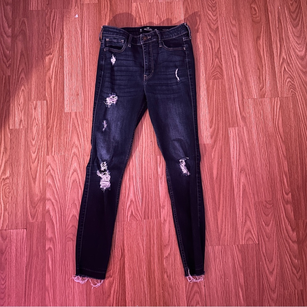 Hollister Dark Wash High-Rise Ripped Cropped Skinny Jeans